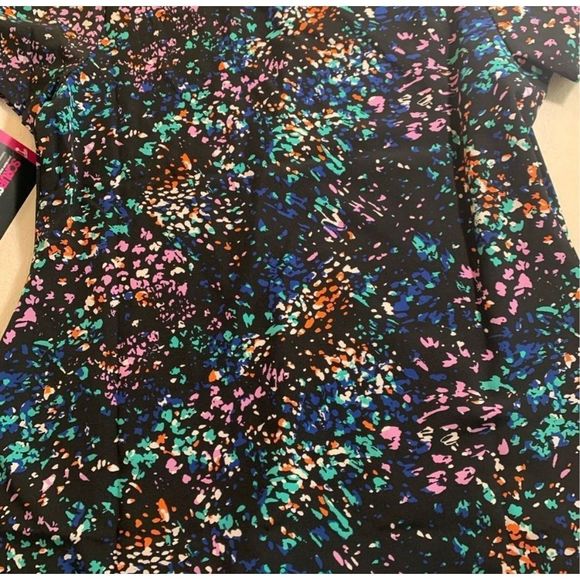 ScrubStar Time for Texture Black Purple Green Scrub Top NEW WITH TAG Size Small - Picture 6 of 8